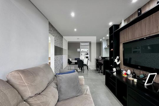 Sala de apartamento à venda com 2 quartos, 74m² em Vila Cordeiro, São Paulo
