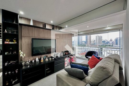 Sala de apartamento à venda com 2 quartos, 74m² em Vila Cordeiro, São Paulo