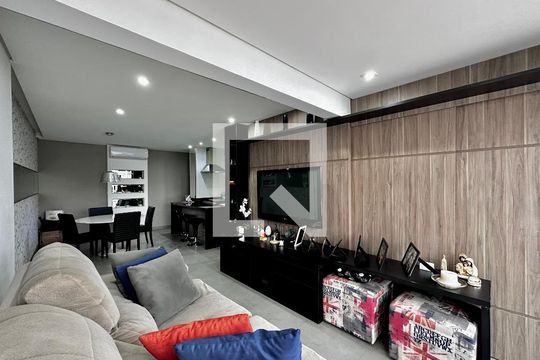 Sala de apartamento à venda com 2 quartos, 74m² em Vila Cordeiro, São Paulo