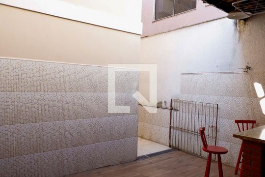 Área comum de casa à venda com 4 quartos, 208m² em Bussocaba, Osasco