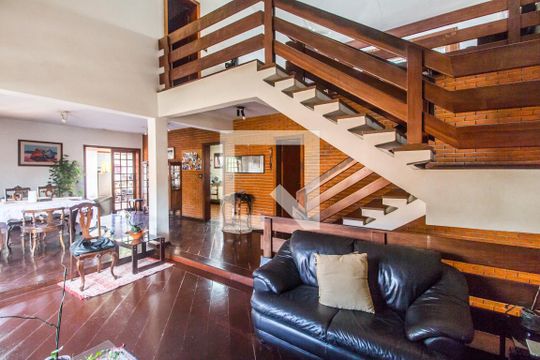 Casa de Condomínio à venda com 4 quartos, 300m² em Alphaville, Santana de Parnaíba