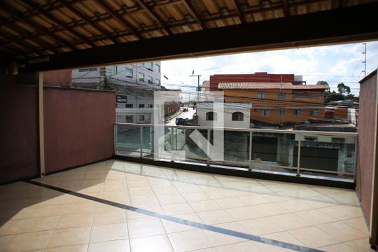 Area comum de casa à venda com 3 quartos, 176m² em Novo Eldorado, Contagem
