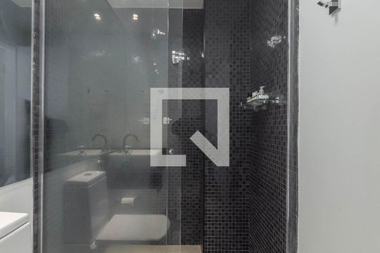 Banheiro da Suíte 1 de apartamento para alugar com 2 quartos, 92m² em Brooklin, São Paulo