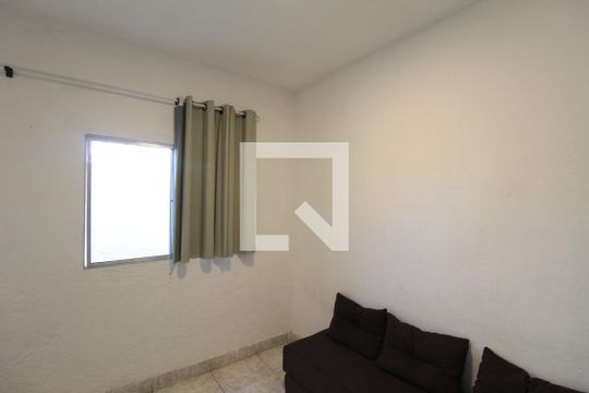 Sala de casa à venda com 5 quartos, 170m² em Planalto, Belo Horizonte