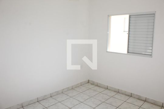 Quarto 1 de apartamento para alugar com 2 quartos, 45m² em Jardim da Gloria, Cotia