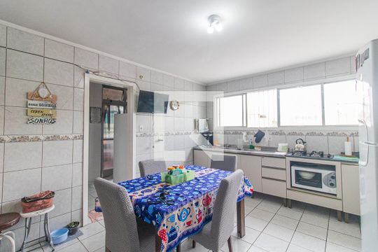 Cozinha de apartamento à venda com 3 quartos, 140m² em Praia de Belas, Porto Alegre