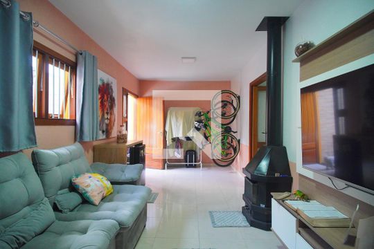 Sala de casa à venda com 3 quartos, 149m² em Rondônia, Novo Hamburgo