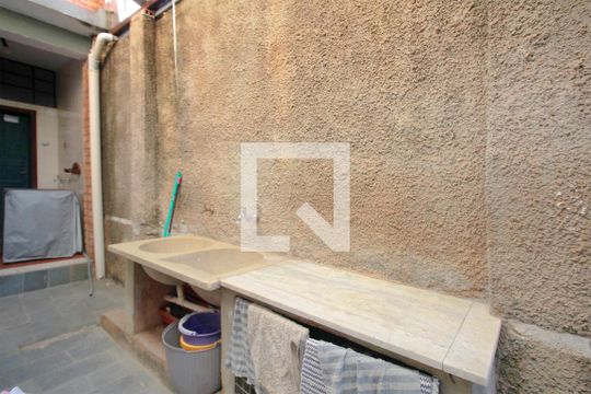 Área de Serviço de casa à venda com 3 quartos, 200m² em Santa Tereza, Belo Horizonte