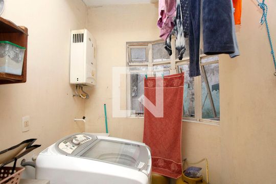 Área de Serviço de casa à venda com 4 quartos, 150m² em São João, Porto Alegre