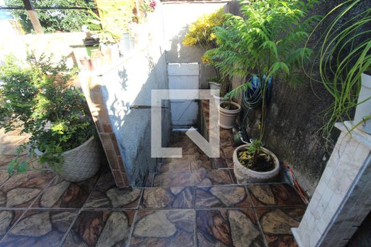 Entrada de casa à venda com 2 quartos, 180m² em Freguesia (jacarepaguá), Rio de Janeiro