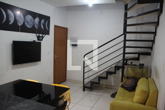 Apartamento à venda com 2 quartos, 60m² em Diamante, Belo Horizonte