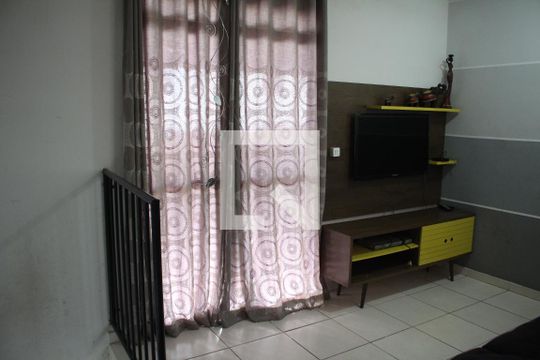 Sala 2 de apartamento à venda com 2 quartos, 60m² em Diamante, Belo Horizonte