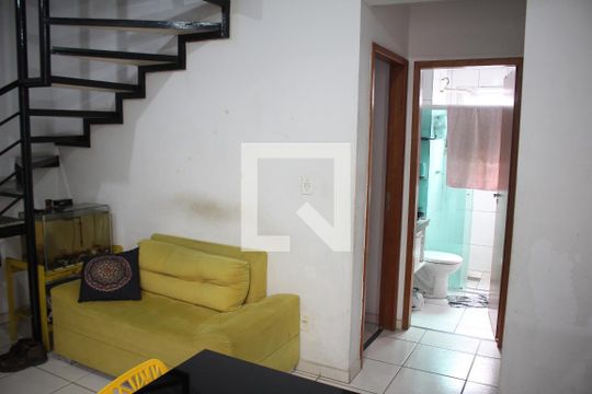 Sala de apartamento à venda com 2 quartos, 60m² em Diamante, Belo Horizonte