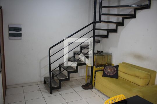 Sala de apartamento à venda com 2 quartos, 60m² em Diamante, Belo Horizonte