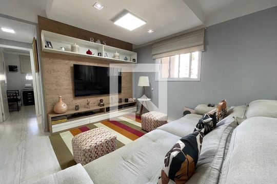 Sala de apartamento à venda com 2 quartos, 89m² em Jardim Ester Yolanda, São Paulo