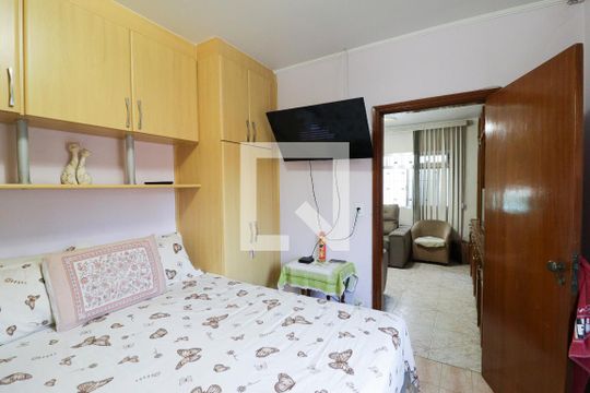 Quarto 1 de casa à venda com 3 quartos, 750m² em Horto Florestal, São Paulo
