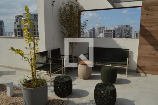 Terraço de kitnet/studio para alugar com 1 quarto, 21m² em Cursino, São Paulo