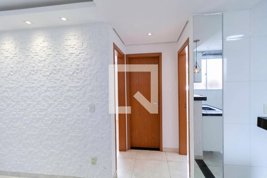 Corredor de apartamento para alugar com 2 quartos, 48m² em Bandeirantes (pampulha), Belo Horizonte
