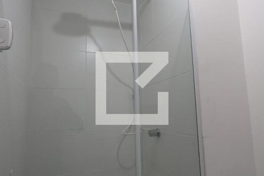 Banheiro de apartamento para alugar com 2 quartos, 34m² em Vila Graciosa, São Paulo