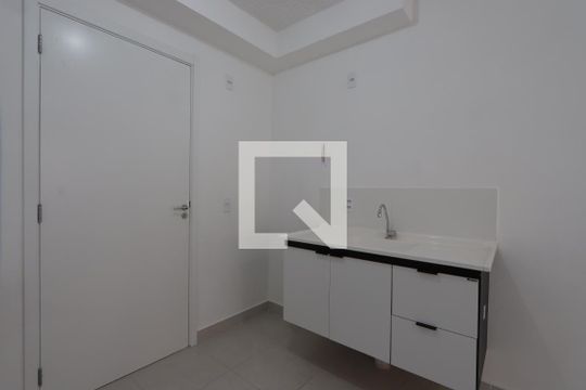 Cozinha de apartamento para alugar com 2 quartos, 34m² em Vila Graciosa, São Paulo
