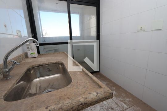 Cozinha de apartamento à venda com 2 quartos, 53m² em Vila Mariana, São Paulo