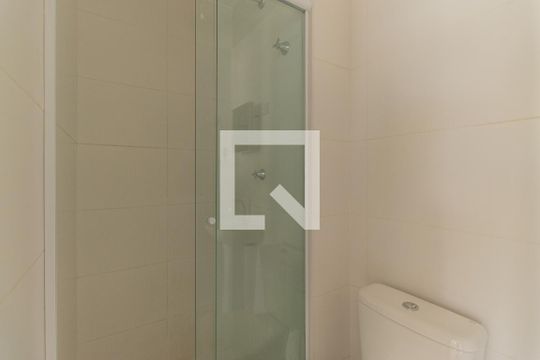 Banheiro  de apartamento para alugar com 2 quartos, 32m² em Cambuci, São Paulo