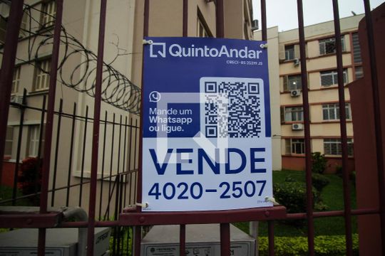 Plaquinha de apartamento à venda com 3 quartos, 90m² em Partenon, Porto Alegre