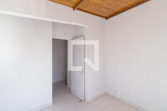 Quarto de casa para alugar com 1 quarto, 35m² em Jardim Ana Estela, Carapicuíba
