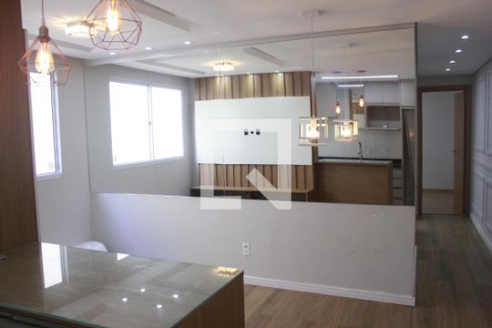 Sala de apartamento para alugar com 2 quartos, 44m² em Jardim Rosa de Franca, Guarulhos
