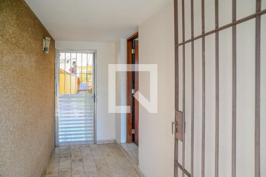 Entrada de casa para alugar com 3 quartos, 240m² em Vila das Merces, São Paulo
