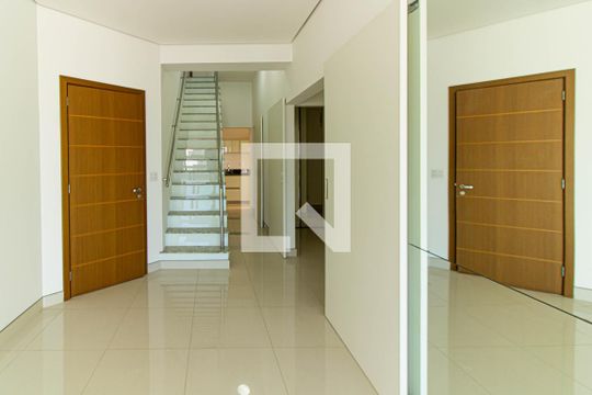 Sala de apartamento à venda com 2 quartos, 159m² em Perdizes, São Paulo
