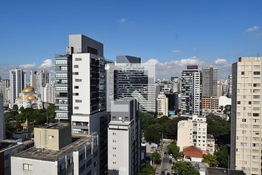 Vista de kitnet/studio para alugar com 1 quarto, 33m² em Paraíso, São Paulo
