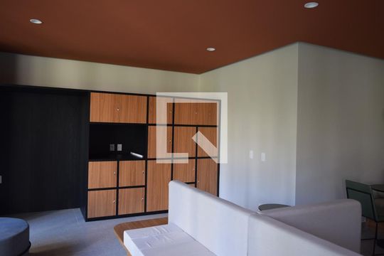 Área comum de kitnet/studio para alugar com 1 quarto, 33m² em Paraíso, São Paulo