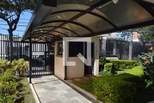 Portaria de apartamento para alugar com 1 quarto, 45m² em Cambuci, São Paulo