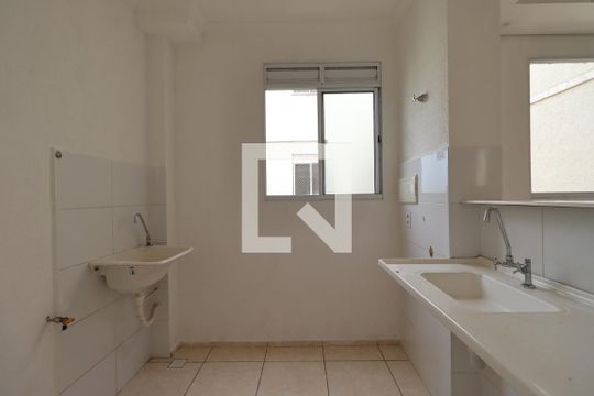 Cozinha de apartamento para alugar com 2 quartos, 48m² em Jd Reserva Real, Ribeirão Preto