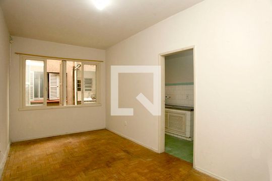 Kitnet/Studio à venda com 1 quarto, 32m² em Centro Histórico, Porto Alegre