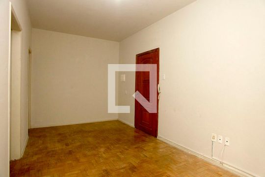 Studio de kitnet/studio à venda com 1 quarto, 32m² em Centro Histórico, Porto Alegre