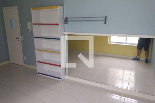 Casa à venda com 1 quarto, 200m² em Barra da Tijuca, Rio de Janeiro