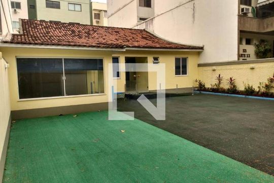 Casa à venda com 1 quarto, 200m² em Barra da Tijuca, Rio de Janeiro