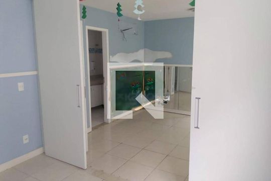 Casa à venda com 1 quarto, 200m² em Barra da Tijuca, Rio de Janeiro