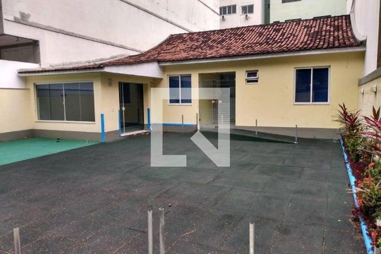Casa à venda com 1 quarto, 200m² em Barra da Tijuca, Rio de Janeiro