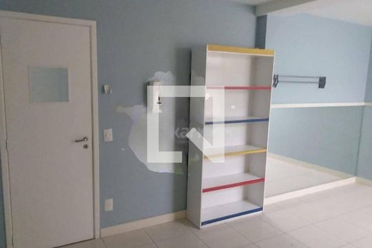 Casa à venda com 1 quarto, 200m² em Barra da Tijuca, Rio de Janeiro