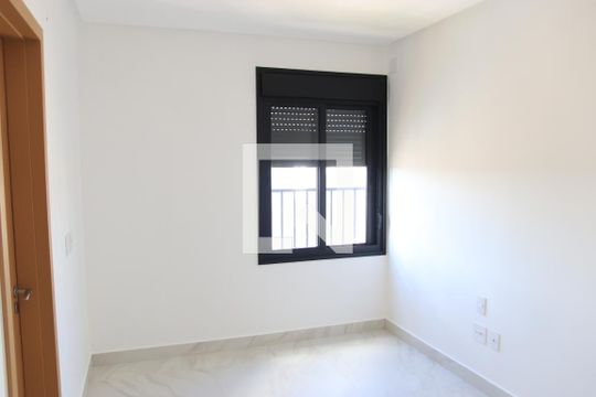 Suíte 1 de apartamento para alugar com 2 quartos, 78m² em Setor Marista, Goiânia