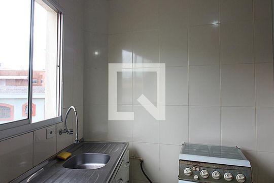 Cozinha e Área de Serviço de apartamento para alugar com 1 quarto, 48m² em Vila Euro, São Bernardo do Campo