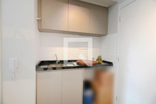 Cozinha de apartamento à venda com 2 quartos, 58m² em Centro, Belo Horizonte