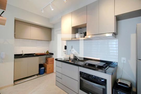 Cozinha de apartamento à venda com 2 quartos, 58m² em Centro, Belo Horizonte