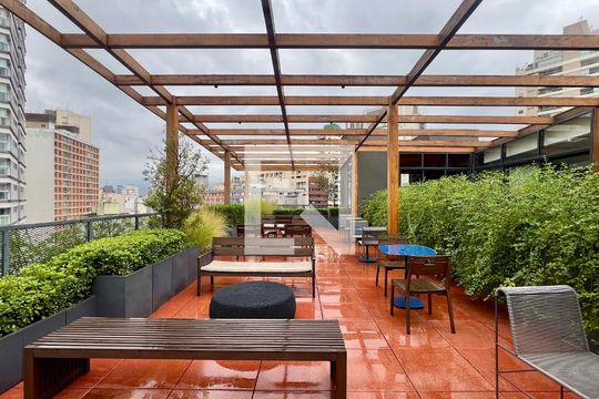 Área comum de kitnet/studio para alugar com 1 quarto, 24m² em Pinheiros, São Paulo