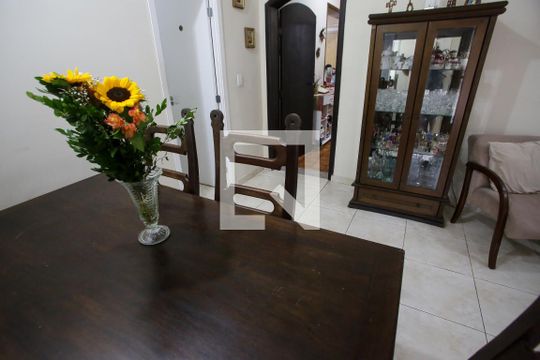 Sala de casa à venda com 4 quartos, 244m² em Taquara, Rio de Janeiro