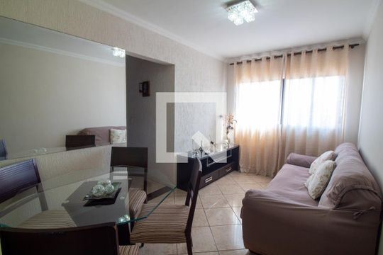 Apartamento à venda com 2 quartos, 60m² em Aeroporto, São Paulo