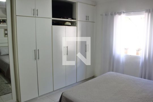 Quarto Suíte de casa à venda com 3 quartos, 242m² em Jardim São Paulo, São Paulo